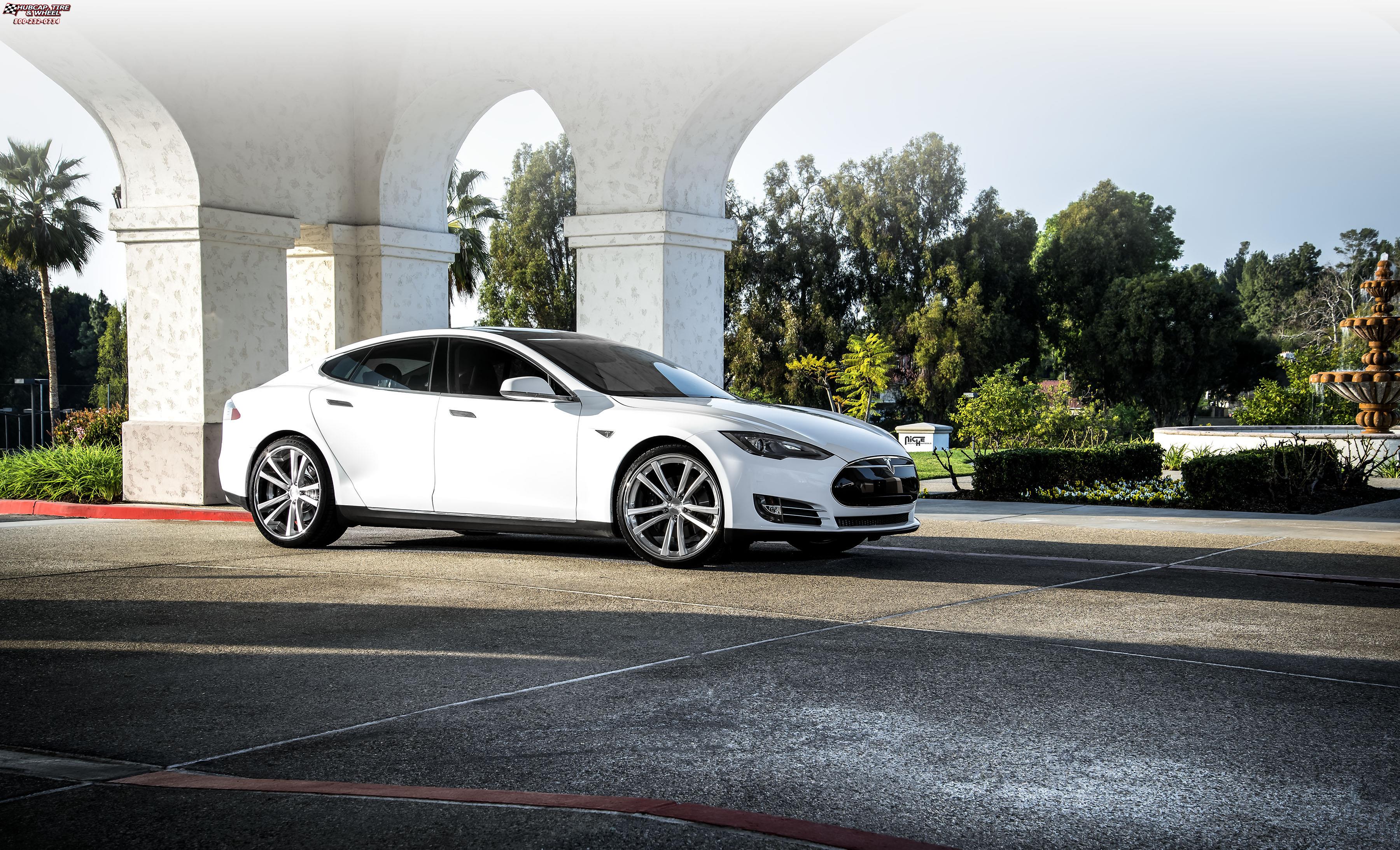 vehicle gallery/tesla model s niche concourse 22x85  Brushed, DDT, Matte Clear, Sparkle Black Lip wheels and rims